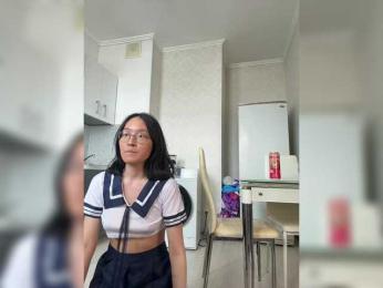 Littleotter1 webcam bongacams model stream image