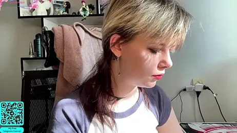 EngelAlman webcam stripchat model stream image