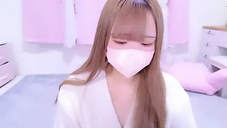 MAIKA_pyon webcam model stream image