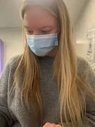 hazel_wood21 webcam stripchat model stream image