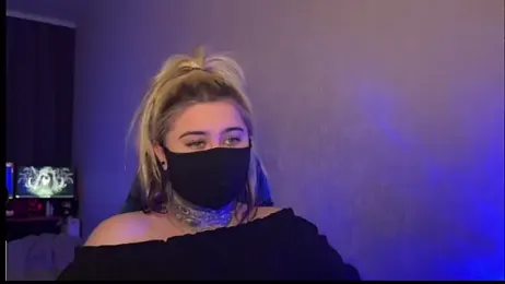 Xtoni_ webcam stripchat model stream image