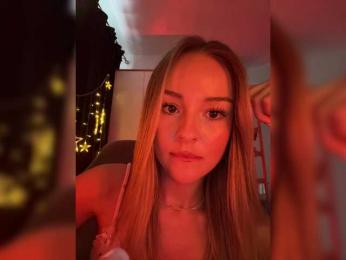 Nestyzz webcam model stream image