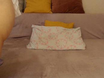 unshavenVi webcam bongacams model stream image