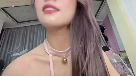 Yaya--728 webcam model stream image