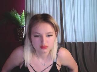 Grase Neon webcam model stream image