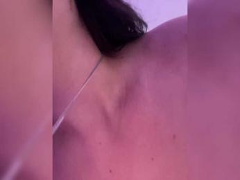 Potifays webcam model stream image