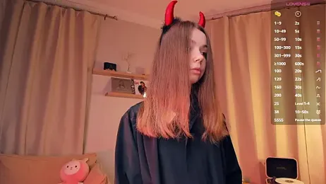 DominikaElis webcam stripchat model stream image