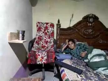 zoyakhan803 webcam chaturbate model stream image