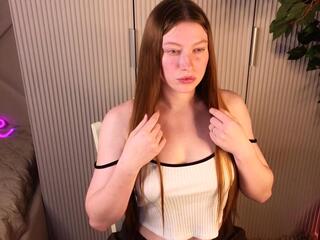 Jenell Kiyuna webcam model stream image