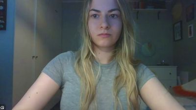 Rosie_June webcam model stream image