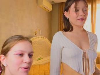 lookatmehabibi_ webcam model stream image