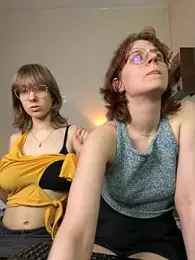 Jitoon_Exe webcam model stream image