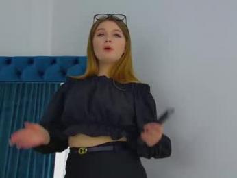 crystallyons webcam model stream image