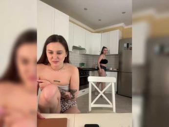 two-beauties webcam bongacams model stream image