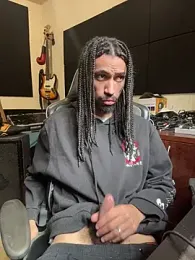 FavelaDaddyCum webcam model stream image