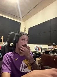 FavelaDaddyCum webcam model stream image