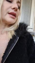 evakisimovareal webcam model stream image