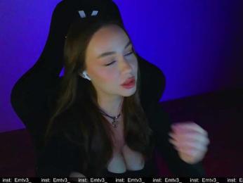 Emili1- webcam bongacams model stream image