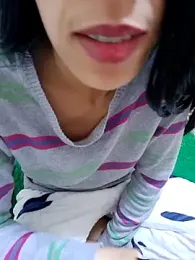 Linda-53 webcam model stream image