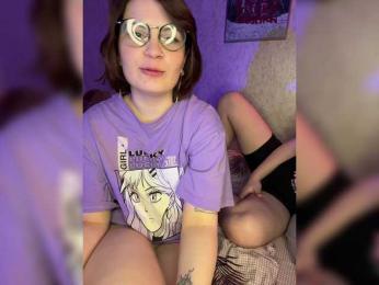 Babeanast webcam bongacams model stream image