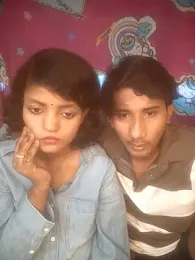 Freakingromance webcam model stream image