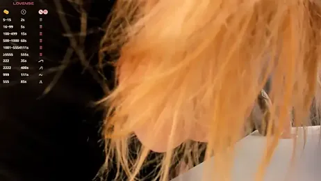 AlicePinky webcam stripchat model stream image