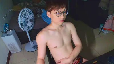 cr_huang webcam model stream image