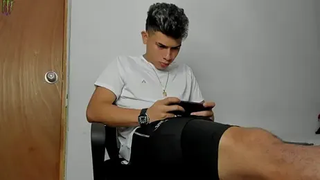 andrew_rose_ webcam model stream image