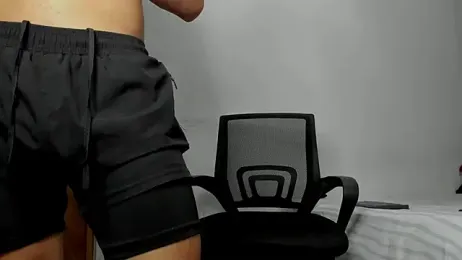 andrew_rose_ webcam model stream image