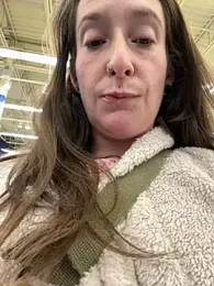 Mini_And_The_Bear webcam stripchat model stream image