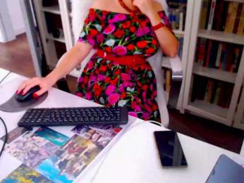 _Angelina_ webcam model stream image