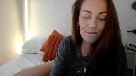 Edenfox- webcam model stream image