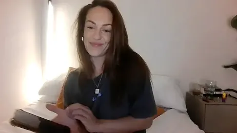 Edenfox- webcam model stream image