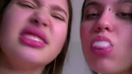 vivid_girls_vg webcam stripchat model stream image