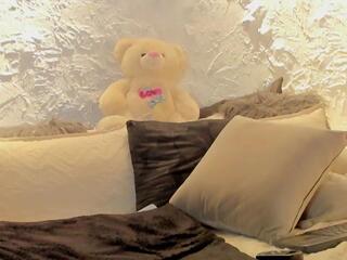 Joselin Rouse webcam model stream image