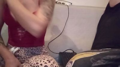 Pareja30skype webcam cam4 model stream image