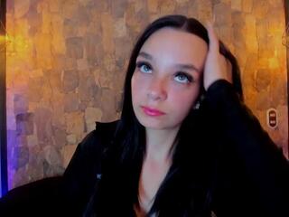 Valentinna Ferrer webcam model stream image