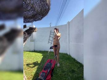 Miss_Milka webcam bongacams model stream image