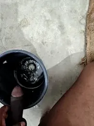 FeltedEuropium webcam model stream image