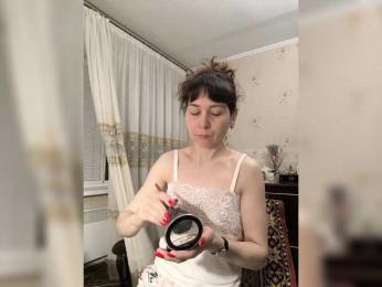 caroliiine webcam bongacams model stream image