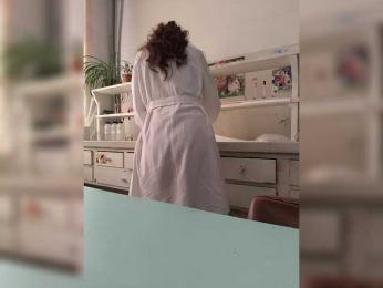 caroliiine webcam model stream image