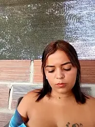 Naugthy-Mey webcam model stream image