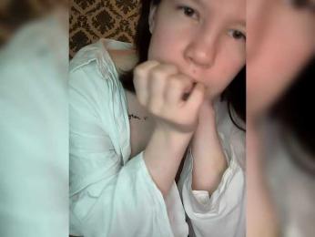 Rozvelt webcam bongacams model stream image