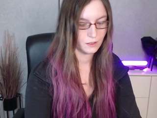 emmatease94 webcam camsoda model stream image