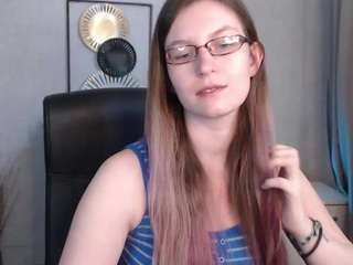 emmatease94 webcam model stream image