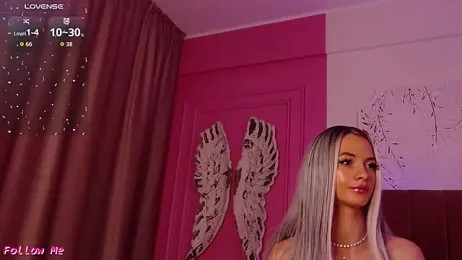 PinkySparks webcam stripchat model stream image