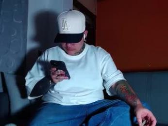 techno_420 webcam model stream image