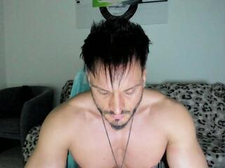 Aidan Hunk webcam model stream image