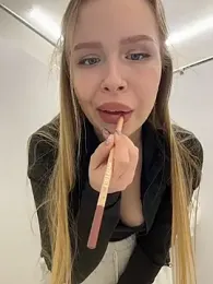 Liza_risky webcam model stream image