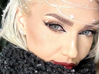 EmmaAmstrong webcam model stream image